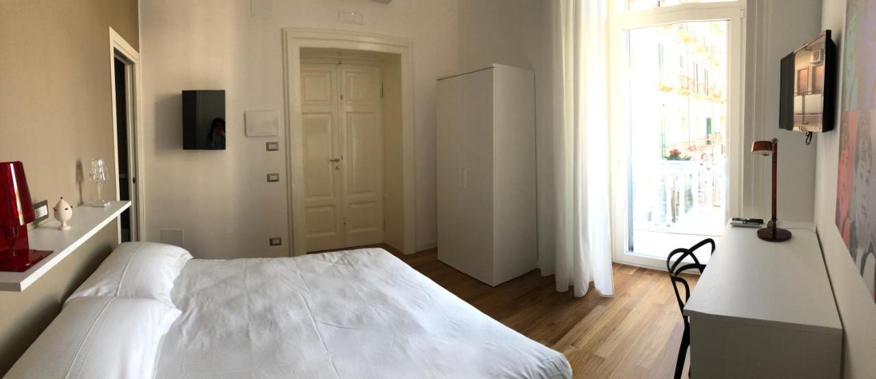 Lo Schiaccianoci B&B Taranto Exterior foto